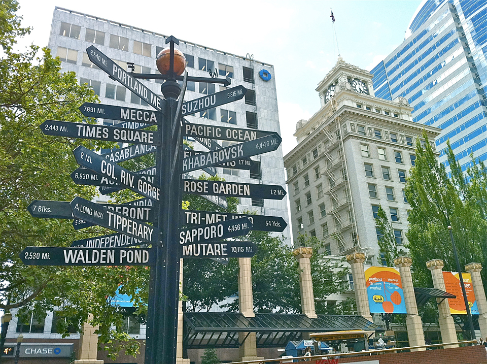 Pioneer Courthouse Square art installation