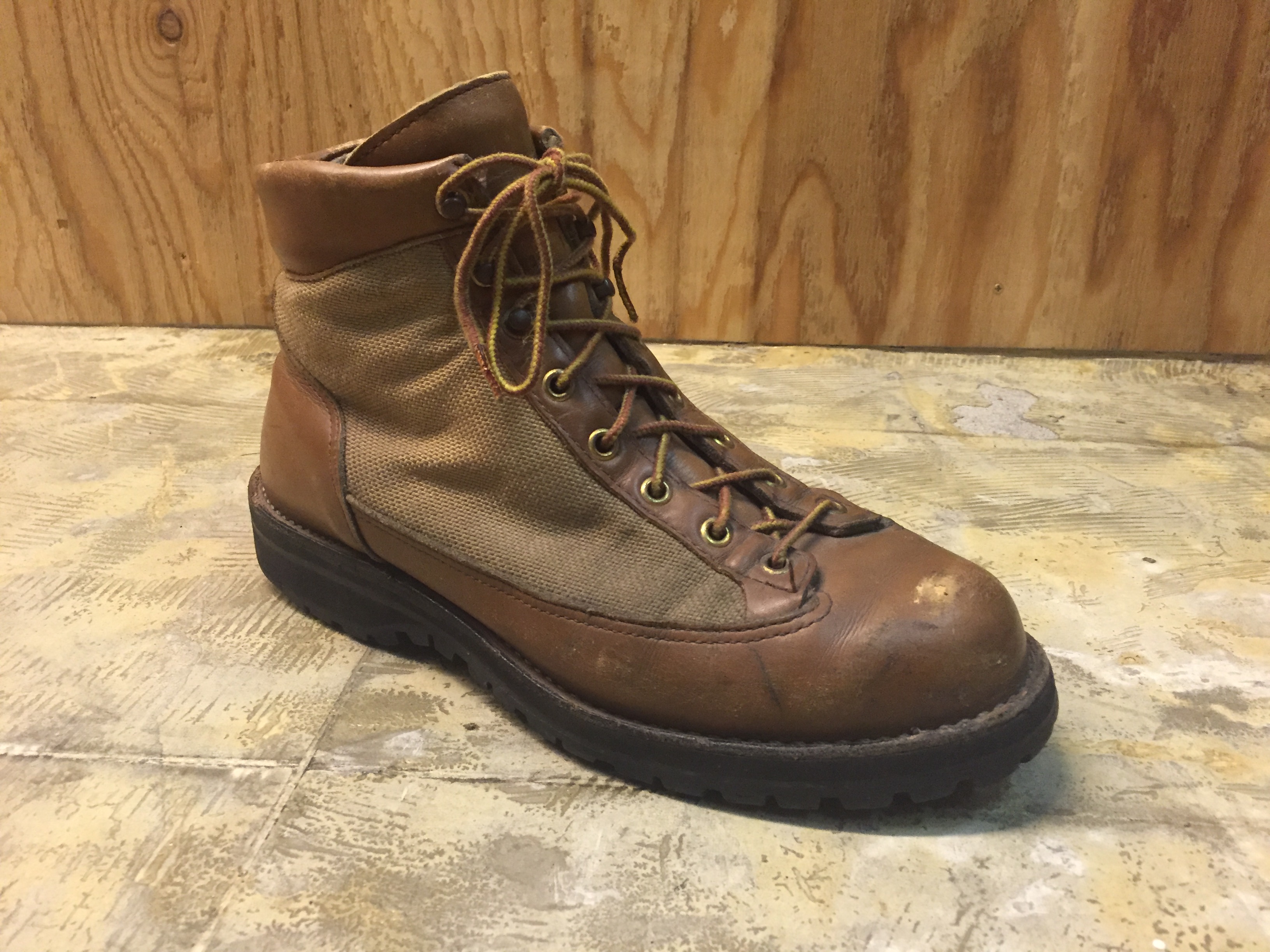 Danner Light KHAKI